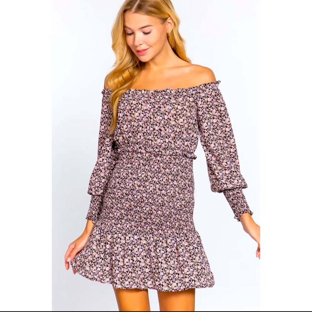Women's Off Shoulder Smocked Floral Print Mini Dress